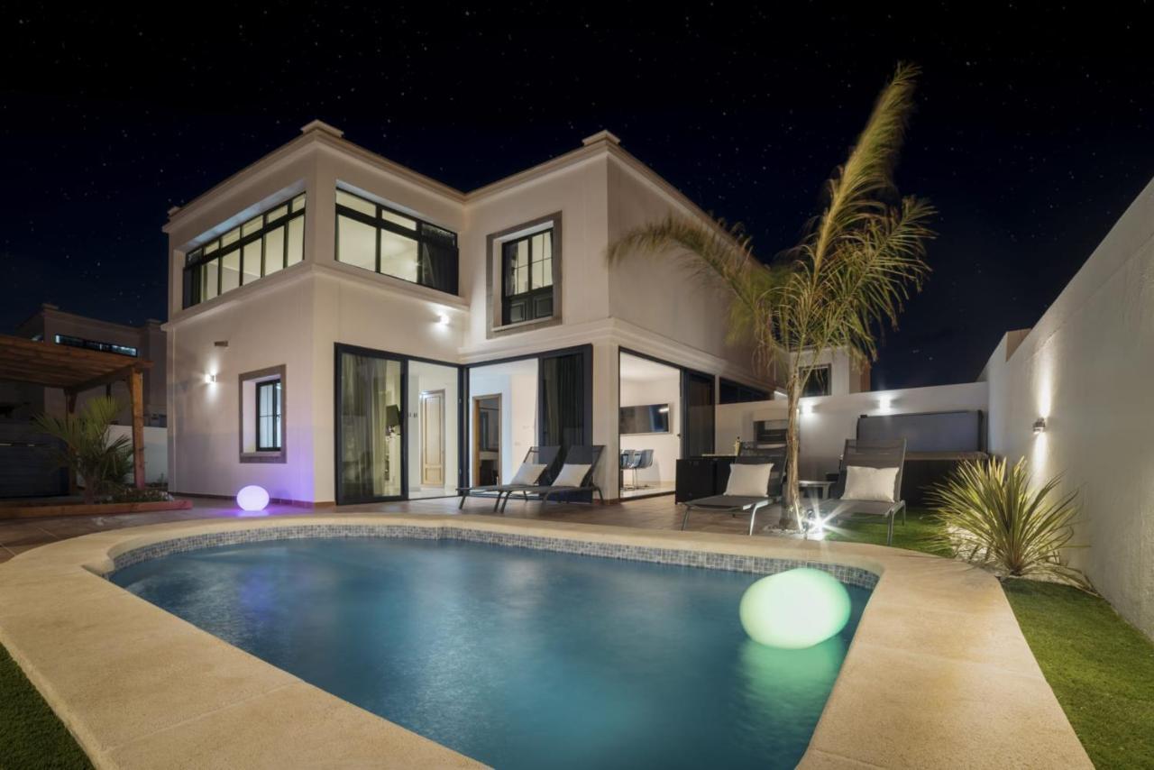Villa Roble ไยซา ภายนอก รูปภาพ
