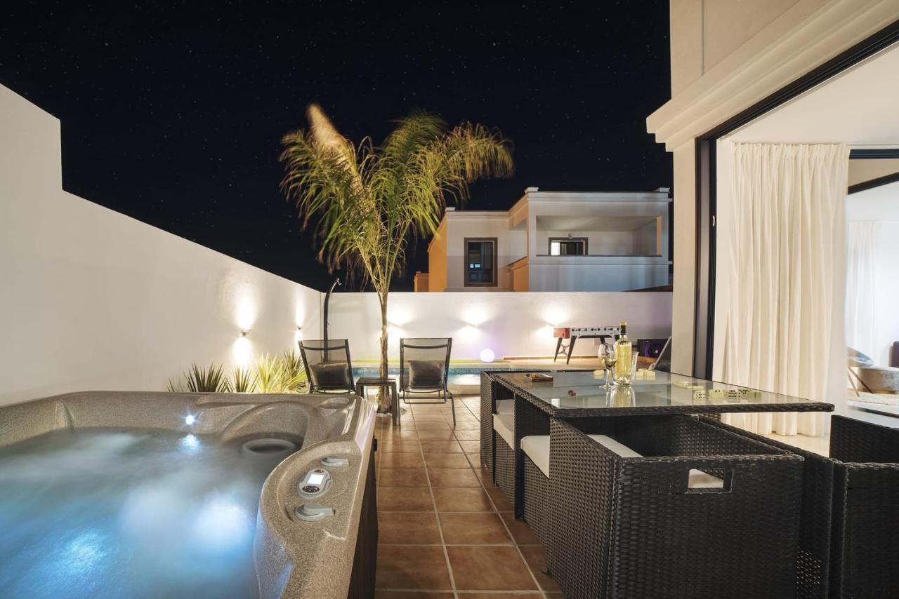 Villa Roble ไยซา ภายนอก รูปภาพ